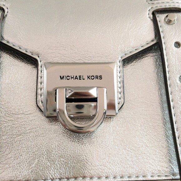 Michael Kors Manhattan Medium Metallic Satchel - Silver Adjustable Strap Logo - Picture 8 of 14